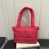Bolsa tote simples e moderna transfronteiriça para mulheres, novo modelo de verão 2026, bolsa de ombro xadrez de cor sólida, bolsa versátil de ombro