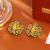 Pendientes Retro Estilo Hong Kong con Corte de Flor Plisada, Pendientes de Moda de Alta Gama y Elegantes para Mujer, Joyería de Estilo Popular de Nicho