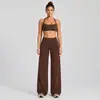 Conjunto de roupa fitness transfronteiriço, com um design traseiro estiloso, um top esportivo de gola halter e calças de yoga de secagem rápida, adequado para corrida ao ar livre, ciclismo e Pilates.