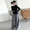 Elegante atuendo de otoño para niñas: un chaleco con capucha de estilo coreano, holgado, perfecto para uso casual en primavera y otoño, un conjunto de tres piezas de moda para chicas mayores