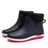 Botas de lluvia de caña corta para hombre transfronterizas para uso todoterreno al aire libre, zapatos de goma ligeros, duraderos y antideslizantes, zapatos de trabajo impermeables para la cocina