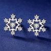 Nuevos aretes de tuerca pequeños y sencillos para mujer, modernos, con forma de copo de nieve brillante, aretes plateados, estilo frío, modernos para invierno, regalo de San Valentín, Navidad