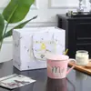 Amazon se especializa en Tazas Cerámicas Nórdicas con Patrones de Mármol y Cucharas, Vasos de Agua, Tazas de Café y Cajas de Regalo que se Pueden Personalizar