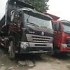 Sinotruk Export Profesional Howo Camión Volquete de Ingeniería de 25 Toneladas / con su Propio Equipo de Exportación