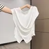Camiseta Feminina 2026 Nova de Verão, Manga Curta, Gola Redonda Irregular Cruzada, Tecido Fino Leve, Toque de Luxo de Alta Qualidade, Top com Manga Levemente Bufante