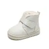 Novas Botas de Neve de Couro de Inverno 2026 para Meninos e Meninas, Sapatos Quentes Acolchoados com Algodão, Botas Curtas