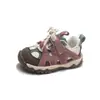 Sapatos de Papai para Crianças Pequenas Sapatos de Caminhada Antiderrapantes para Exterior Outono Novo Estilo Meninos Sapatos Esportivos Respiráveis Leves Sapatos Casuais para Bebês