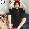 Diseño blanco de seda de leche con estampado de manzana, nueva camiseta popular de verano 2026 única y hermosa de manga corta para hombres y mujeres