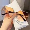 Gafas de Sol para Mujer 2025 Nuevas de Moda Tendencia para Rostro Grande Adelgazantes Sentido de Alto Nivel Protección UV Gafas de Sol Sin Marco