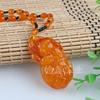Cadena de suéter de cera de abejas antigua, patrón de 10 yuanes, cadena de suéter de cera de abejas roja para mujer, collar de cera de abejas con forma