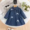 2026 Nuevo Vestido de Mezclilla Lavado con Lazo Elegante para Niñas Estilo Europeo y Americano Vestido para Bebés y Niños Pequeños