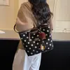 Bolsa tote de bolinhas transfronteiriça 2026, nova, estilosa e moderna, bolsa de ombro de grande capacidade, bolsa de axila para o dia a dia estilo coreano