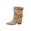 Versión de piel de vaca de botas de chica picante, botines de tacón grueso para mujer, botas de montar hasta la pantorrilla en un elegante diseño de punta fina, efecto adelgazante, botines estilo Martin