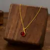 Colgante de bolsa de la suerte estilo Tiktok Collar de titanio y acero perla Cadena para clavícula de moda de lujo ligero para mujer Todo partido Nicho Hada suave Cadena de clavícula