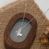 Cadena Elegante para Clavícula con Baño de Oro Real y Circonitas Microincrustadas para Mujer, Diseño de Nicho, Collar de Concha y Mariposa, Cadena Exquisita para Suéter