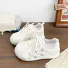 Zapatillas de malla transpirables populares con suelas gruesas, zapatos planos para mujer, nueva colección primavera/otoño 2026, zapatillas de malla versátiles, zapatillas blancas casuales y modernas