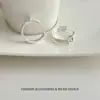 Brincos Quadrados de Zircônia para Mulheres, Estilo Novo, Simples e Fashion, Design de Nicho, Sensação Cool e de Alto Padrão, Brincos Versáteis, Argolas