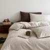 Conjunto de cama de quatro peças em algodão puro lavado Classe A, roupa de cama 100% algodão escovado, capa de edredom, lençol de cama, conjunto de três peças para dormitório, lençol com elástico