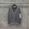 TIME BREATHE tb Cardigan de malha com decote em V para homens e mulheres Casal com outono e inverno Quatro barras Jaqueta casual