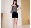 Pantalones de tiburón de cinco puntos con bolsillo lateral, verano 2024, nuevos leggings finos de cintura alta para mujer, pantalones de yoga Barbie que contraen el vientre