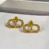26 Novos Estilos de Brincos de Letra da Moda Personalizados em Formato de Nariz de Porco, Clássicos Europeus e Americanos Mais Vendidos no Tiktok, Atacado
