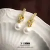Brincos de pérola com nó cravejado de diamantes estilo francês para mulheres, estilo socialite elegante, clipes de orelha espirais, brincos de design único e estiloso