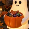 Nuevo cubo de caramelos de Halloween con forma de fantasma, alimentado por energía solar y brillante, para jardín y patio transfronterizo, manualidad de resina para fiestas