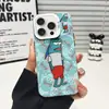 Pareja gatito perrito atrapando mariposa aplicable funda para teléfono Apple 18PROMAX color degradado plata iPhone17 funda rígida