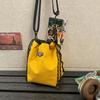Bolso bandolera personalizado de marca de moda Ins con cordón ajustable, versátil, para teléfono móvil, ligero, tipo cubo deportivo, bolso de hombro casual
