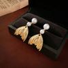 Pendientes de Borla de Cola de Pez Aguja de Plata Perla Aretes de Moda Retro Franceses Ins Accesorios de Oreja de Nicho de Gama Alta Venta al por Mayor Mujer