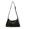Moda Transfronteriza Otoño e Invierno 2025 Bolso de Gran Capacidad, Retro, Simple, Bolso Tote de Alta Gama para Viajes Diarios, Bolso Cruzado para Mujer