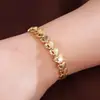 Pulseira Oca em Forma de Coração da Moda Ponto do Dia dos Namorados Joias Bonitas Cruzamento Europeu e Americano Venda Quente Pulseira Feminina Atacado