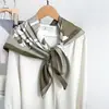 Pañuelo Cuadrado Grande Estampado de Seda Sintética, Chal Francés de Alta Gama, Pañuelo de Seda Moderno y Versátil, Bufanda de Cuello Retro Literaria para Mujer