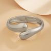 Europa y Estados Unidos joyería transfronteriza pulsera de aleación plisada irregular ins gota de agua cruz perla traje de pulsera