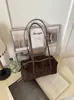 Bolso de Hombro Único para Mujer Suede Bordado Punto de Cruz 2026 Otoño Nuevo Simple Color Sólido Retro Bolso de Mano para Axila