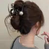 Presilha de Garra Grande Popular Presilha Tubarão para Mulheres 2025 Nova Presilha de Cabelo Elegante de Alta Qualidade para Mulheres com Grande Volume de Cabelo na Parte de Trás da Cabeça