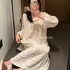 Primavera, verão, outono, doce e elegante, vestido de casa de algodão Tencel com caimento para todas as estações para mulheres, camisola doce de renda de manga comprida de comprimento médio com elástico de cabelo