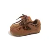 Zapatillas Deportivas para Niñas 2026 Otoño Nuevo Estampado de Leopardo Infantil Suela Suave Zapatos Casuales Zapatos de Entrenamiento Retro Alemán para Niñas Venta al por Mayor