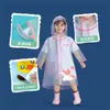Capa de chuva infantil com estampa de desenho animado, especificamente para uso em creche e escola, adequada para meninos e meninas, proteção completa contra chuva forte, capa de chuva para caminhada