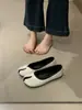 Zapatos Planos de Ballet Retro con Dedos Divididos y Plisados 2026 Primavera/Otoño Zapatos de Pie de Cerdo Slip-on Versátiles Planos Mary Jane Zapatos Individuales Mujer
