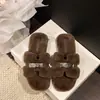 Pantuflas de peluche peludas estilo coreano H-shaped, suela plana suave, para mujer, elegantes pantuflas de algodón para exteriores para dama, populares en línea