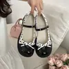 Sapatos Mary Jane da moda em estilo francês com salto grosso para mulheres, nova coleção outono 2026, design color block, perfeitos com vestidos, sapatilhas de salto alto