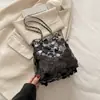 Bolsas de Design Moderno de Paetês Populares Deste Ano 2025 Novas Bolsas Femininas Bolsa Transversal de Corrente Estilo Ocidental Bolsa Balde de Ombro Único