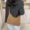 Bolsa de Grande Capacidade para Mulheres, Versátil para a Primavera 2026 Novo Estilo, Bolsa Simples de Ombro Transversal, Bolsa Tote Macia para o Dia a Dia da Mulher