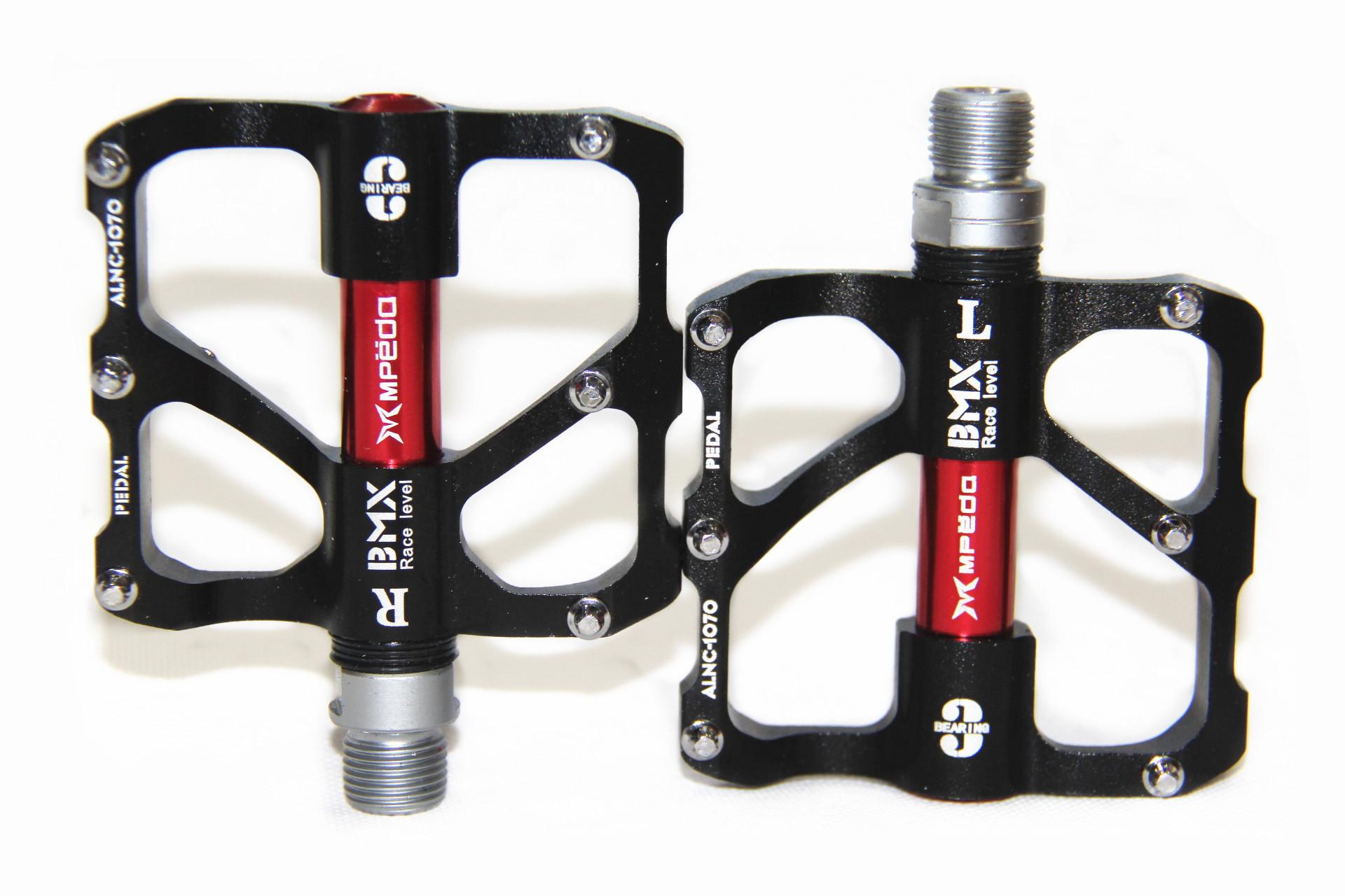 4082166038_1564704934