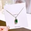 Collar Europeo y Americano de Lujo Ligero Simple de Acero de Titanio para Mujer Colgante de Lazo de Moda Plata Diamante Completo Cadena de Clavícula de Alta Gama para Celebridad Cibernética