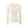 Camiseta de manga larga básica estilo retro americano con cuello Henley para mujer, nueva colección otoño/invierno 2026, top elegante que se ajusta a la figura