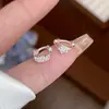 Brincos Assimétricos de Prata Esterlina S925 com Zircônia Cintilante Estrela Lua Estilo Coreano Pequenos e Delicados Brincos para Estudantes para Uso Diário Feminino