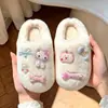 Novas pantufas de algodão infantis para outono e inverno, design fofo de desenho animado para meninas, pantufas quentes para casa e pantufas de algodão combinando para pais e filhos