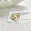 Anillo de Zirconia Vidrio Perla Ultra Brillante de Lujo Ligero con Diseño de Cruz Abierta, Anillo Personalizado de Alto Nivel Estilo Ins, Accesorio de Mano de Moda
